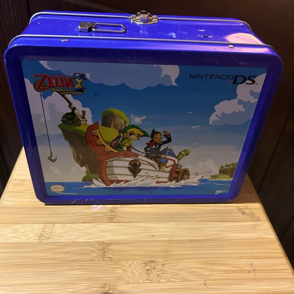 Legend of Zelda Phantom Hourglass Nintendo DS Tin Collectible Lunch Box ONLY